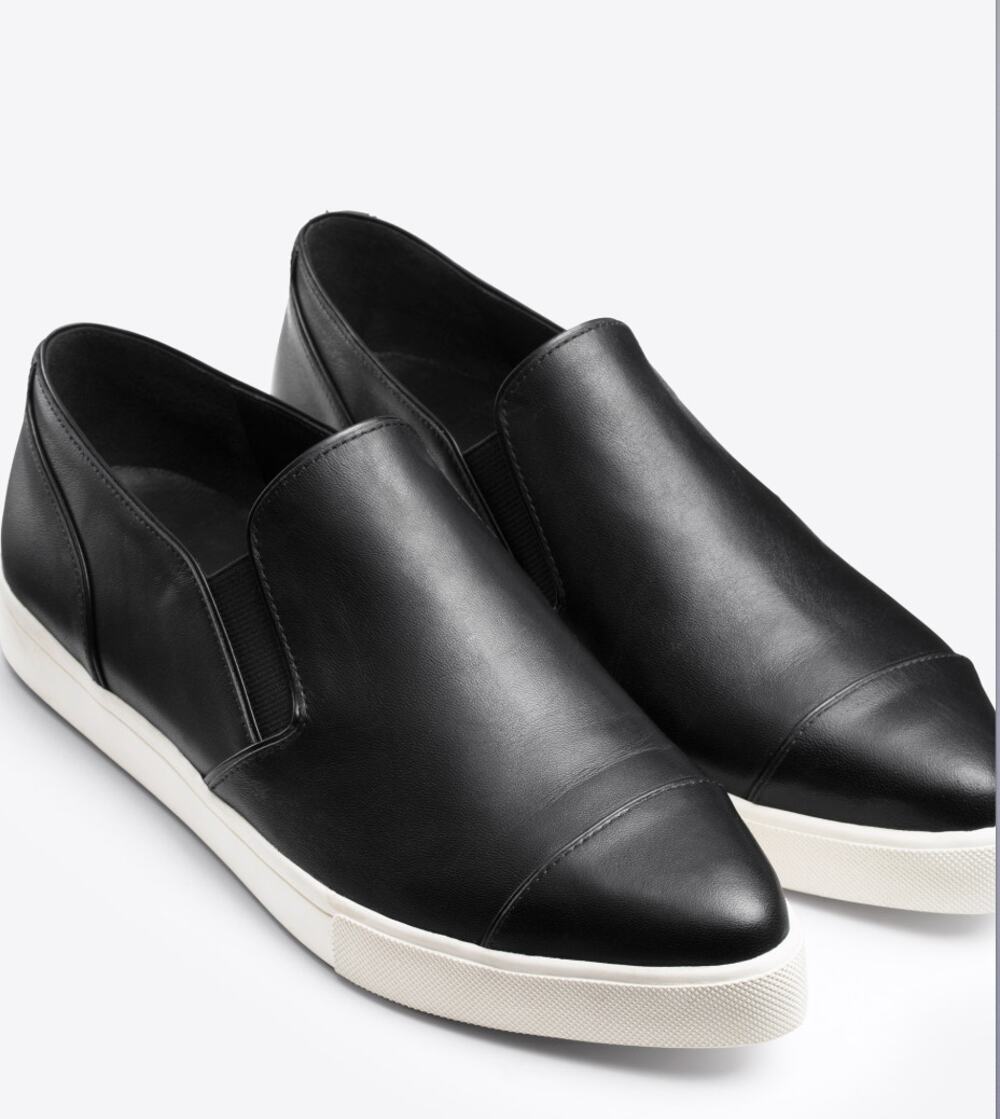 Vince Womens Paeyre Slip On Shoes Sneakers Pointed Toe Black Leather 7 - Picture 1 of 5